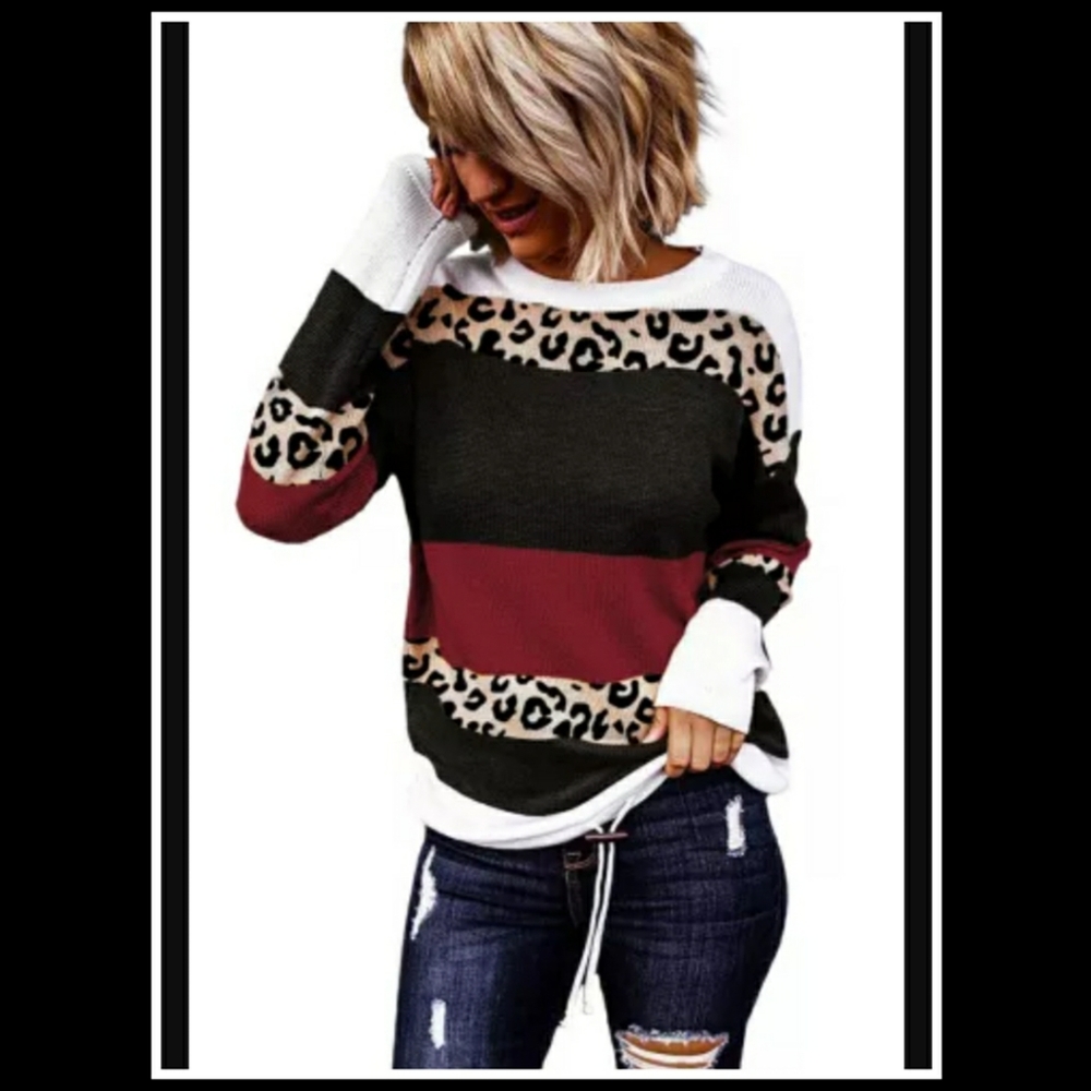 ‼️CLEARANCE PRICE FIRM‼️HP🎉🖤Wine Red Leopard Sweater🖤 - Picture 4 of 5